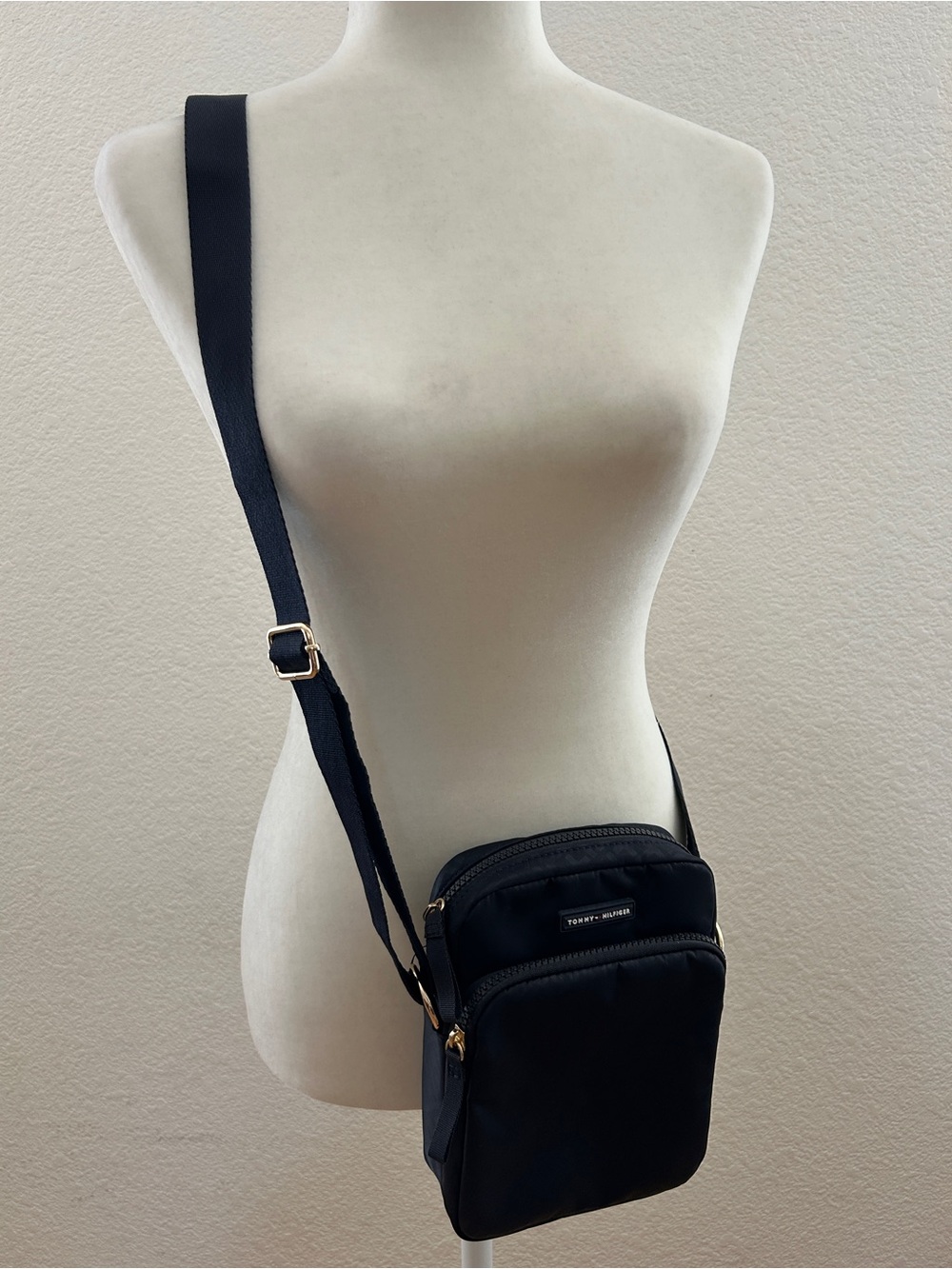 NWT Tommy Hilfiger Dark Navy / Black Nylon Crossbody Bag